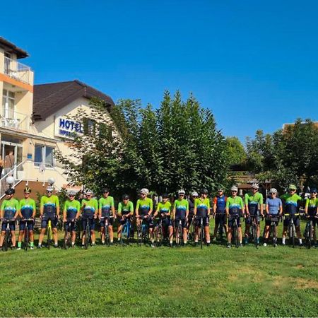 Hotel Imperium Alsómarác Kültér fotó
