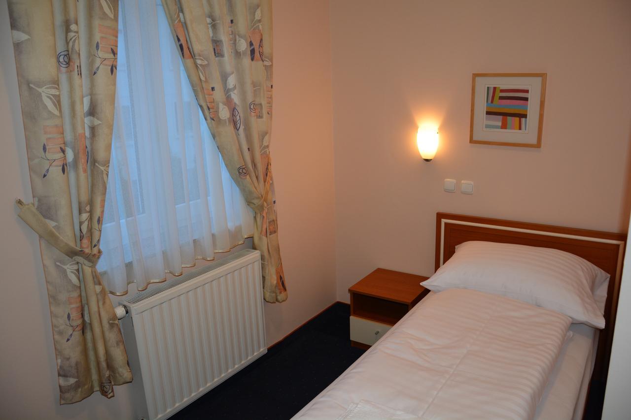 Hotel Imperium Alsómarác Kültér fotó