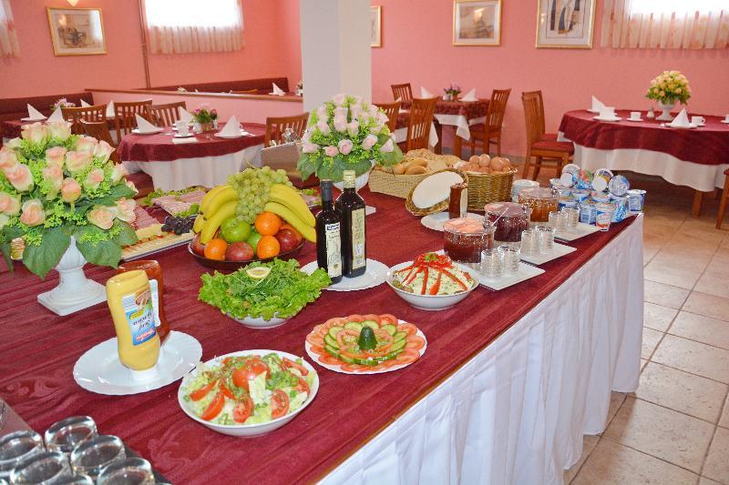 Hotel Imperium Alsómarác Kültér fotó